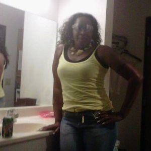 Meet your Posher, Maxine